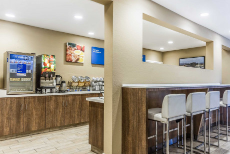 COMFORT INN SANTA CRUZ GALLERY - Dinning Area