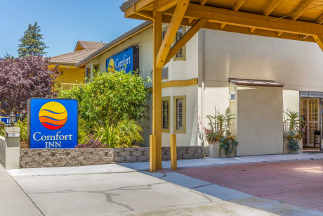 COMFORT INN SANTA CRUZ GALLERY - Exterior